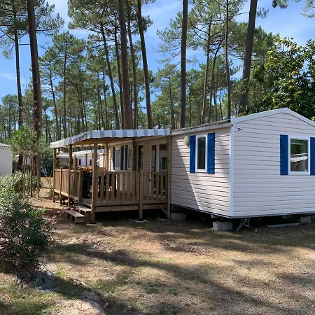 Campsite Mobil 6/8 Pers Les Dunes De Contis Saint-Julien-en-Born